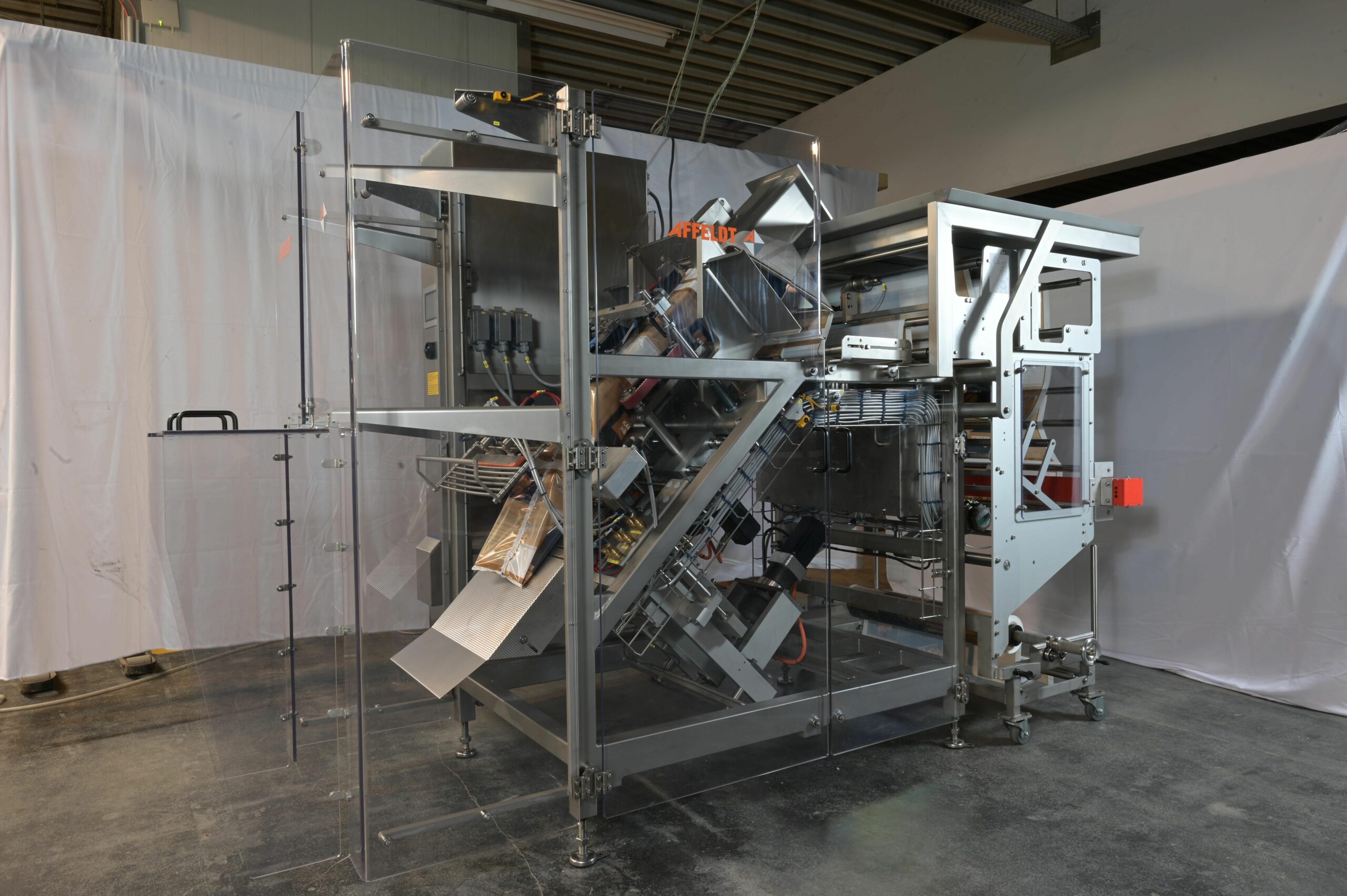 The AVN E350 SCD/G form fill and seal machine.