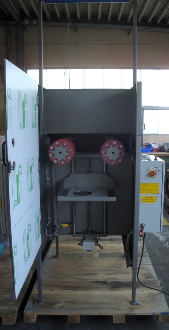 View of the AVN 610 net loading machine